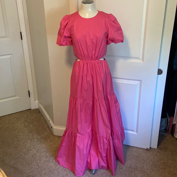 Cut out Maxi dress in Pink - Picture 1 of 4